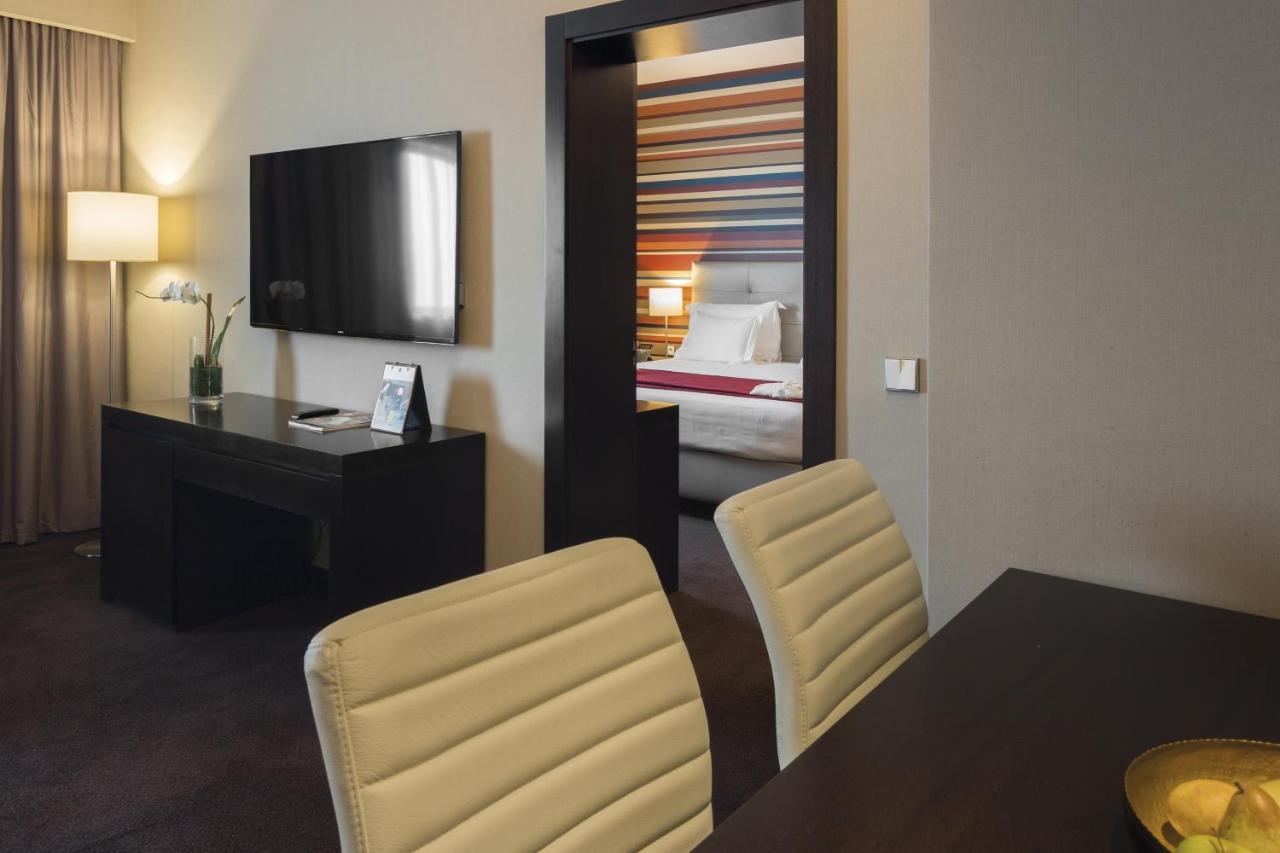 Hotel Tropico ลูอันดา ภายนอก รูปภาพ